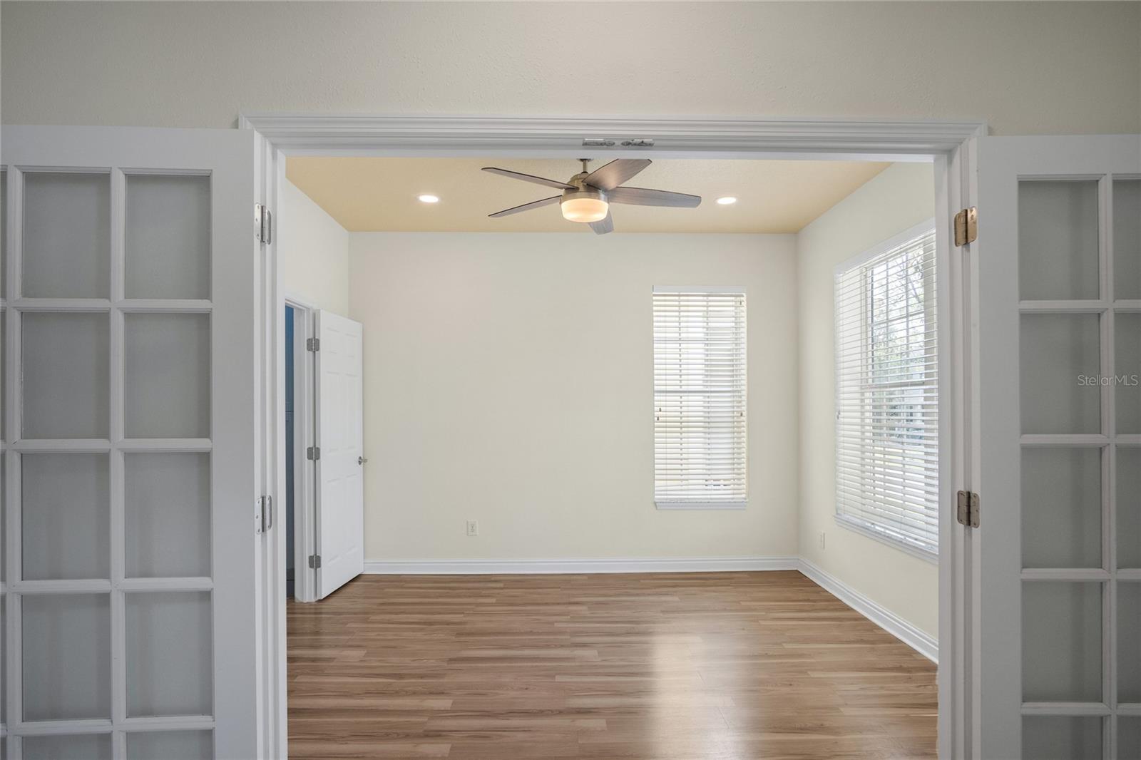 Listing photo id 11 for 1115 Mosaic Drive
