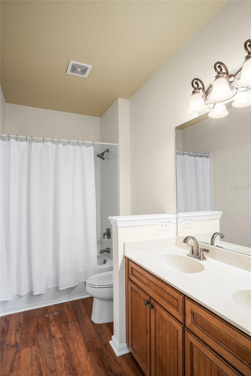 Listing photo id 20 for 1115 Mosaic Drive