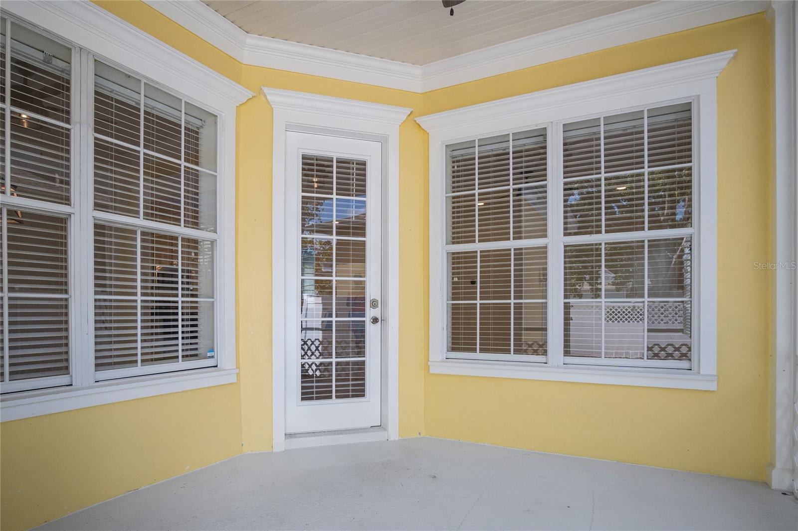 Listing photo id 40 for 1115 Mosaic Drive