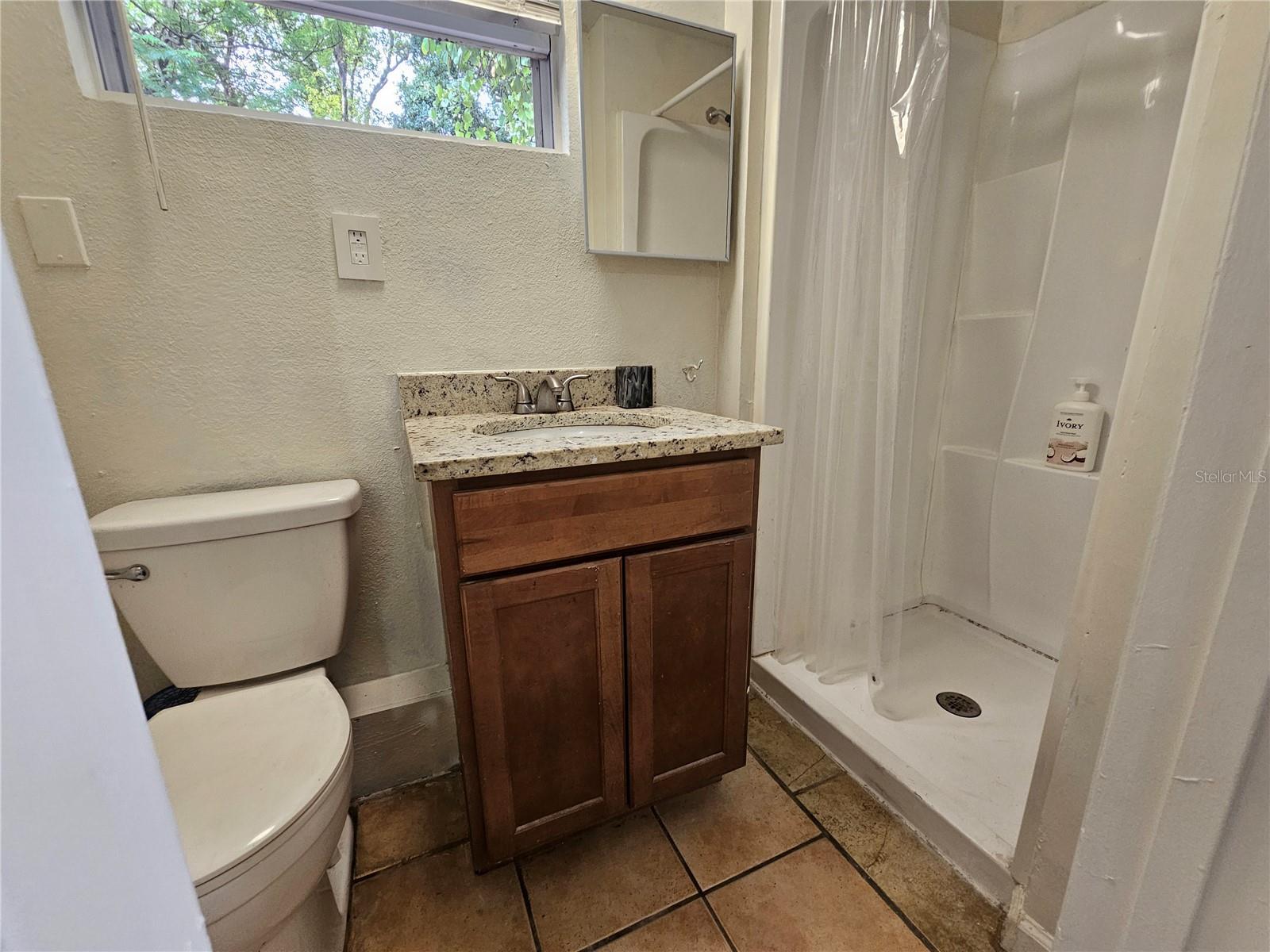 Image 7 of 7 For 915 25th Street