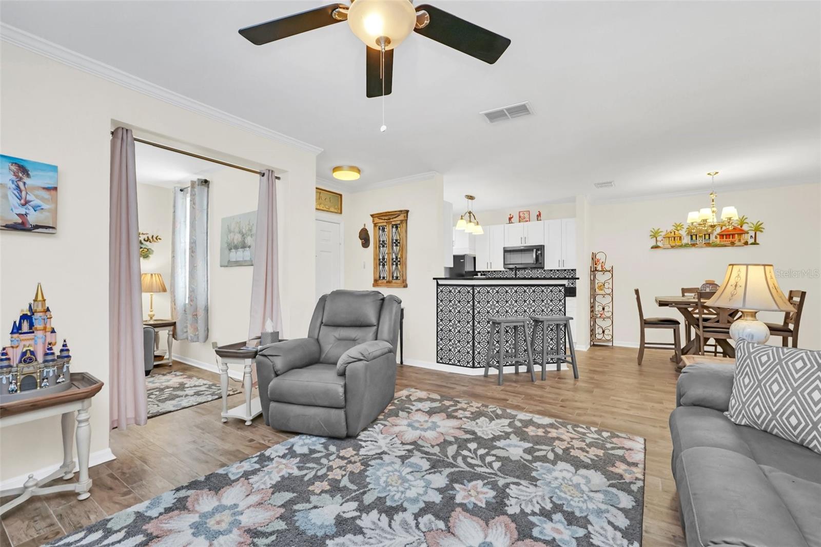 Image 7 of 21 For 760 Siena Palm Drive 104
