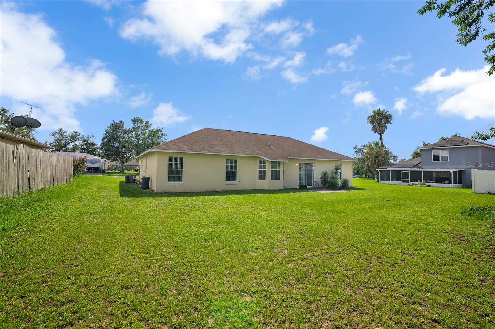 Image 4 of 28 For 14091 32nd Terrace Road