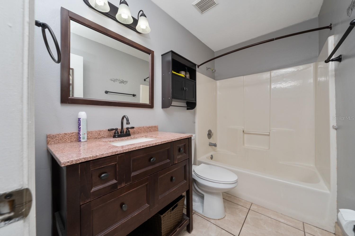 Image 17 of 28 For 2017 Caribbean Drive S 24