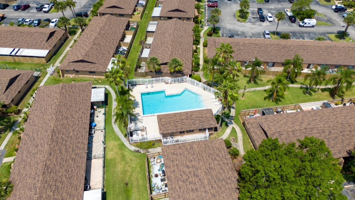Image 21 of 28 For 2017 Caribbean Drive S 24