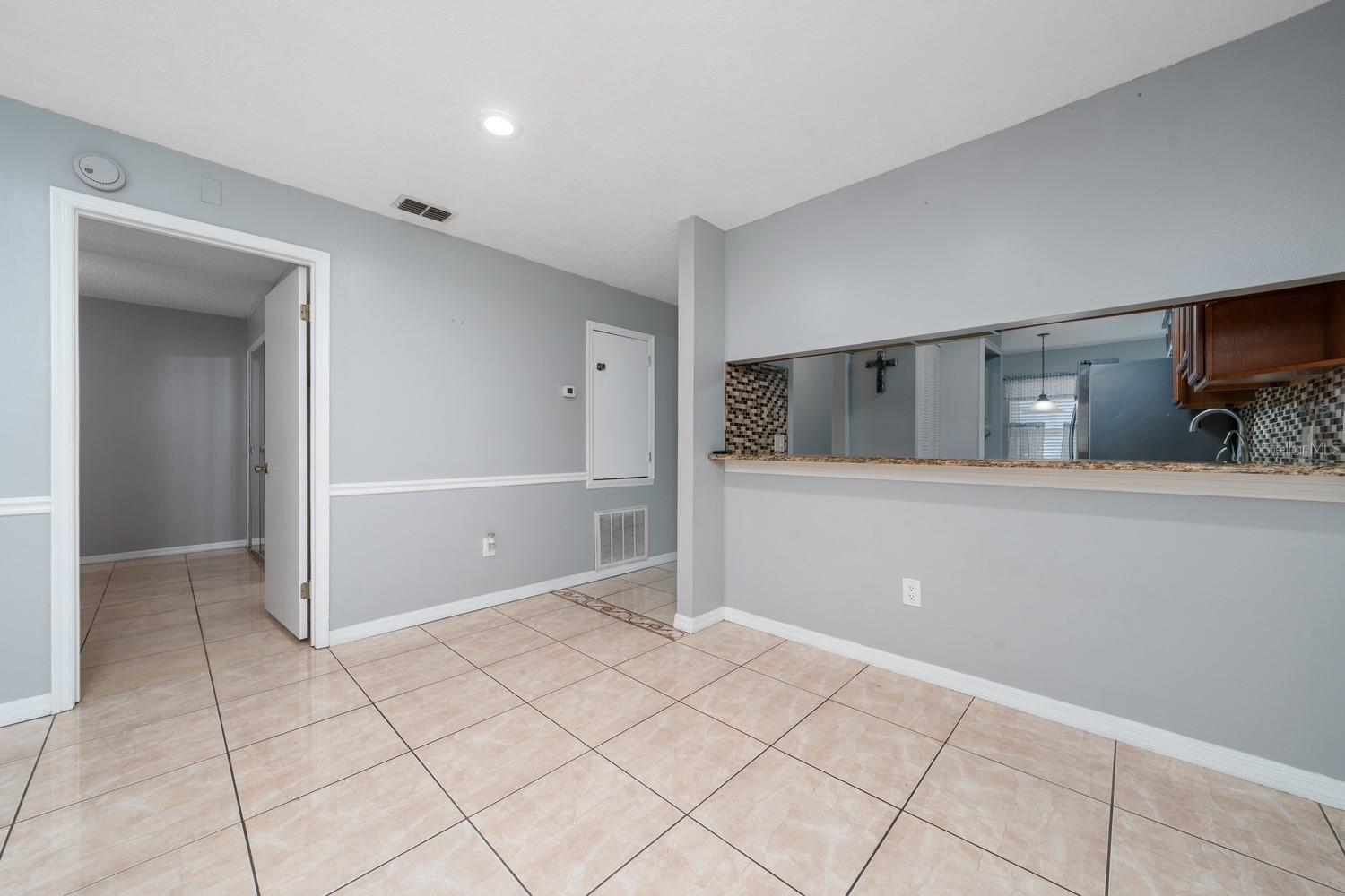 Image 9 of 28 For 2017 Caribbean Drive S 24