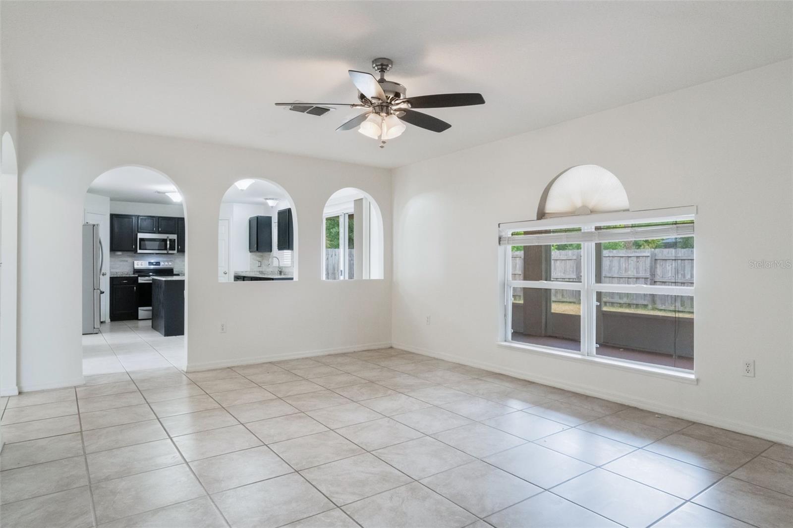 Image 15 of 30 For 4630 Elena Way