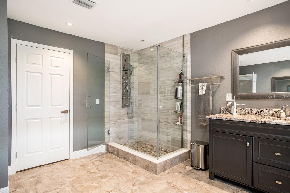 Image 4 of 27 For 7416 Cypress Grove Road 130