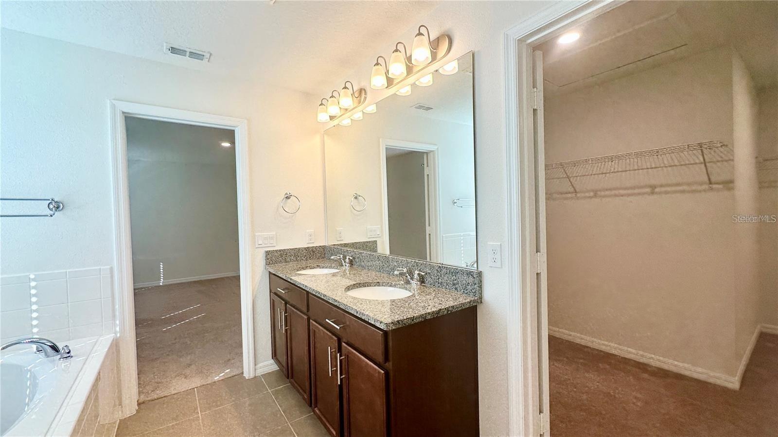 Image 16 of 22 For 2922 Crest Drive