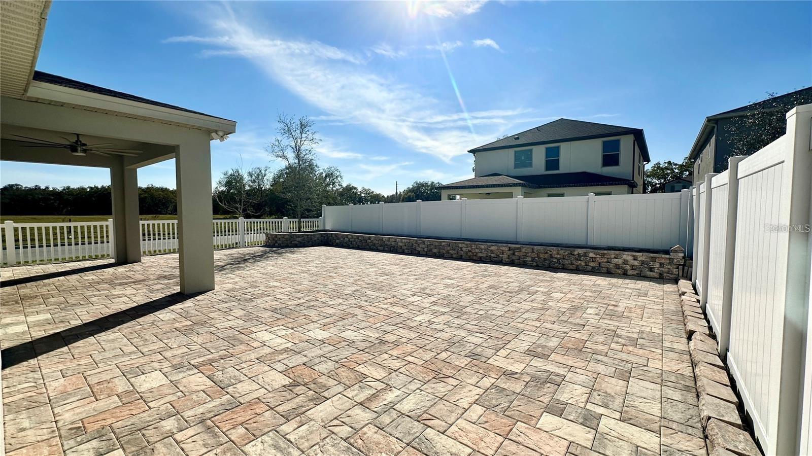 Image 17 of 22 For 2922 Crest Drive