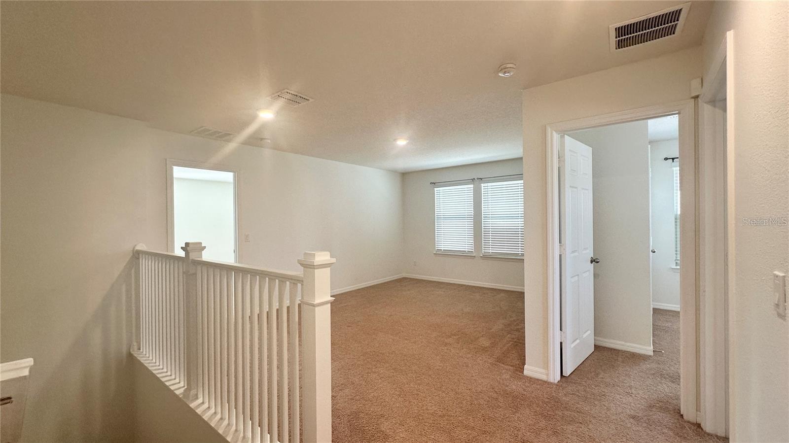 Image 8 of 22 For 2922 Crest Drive