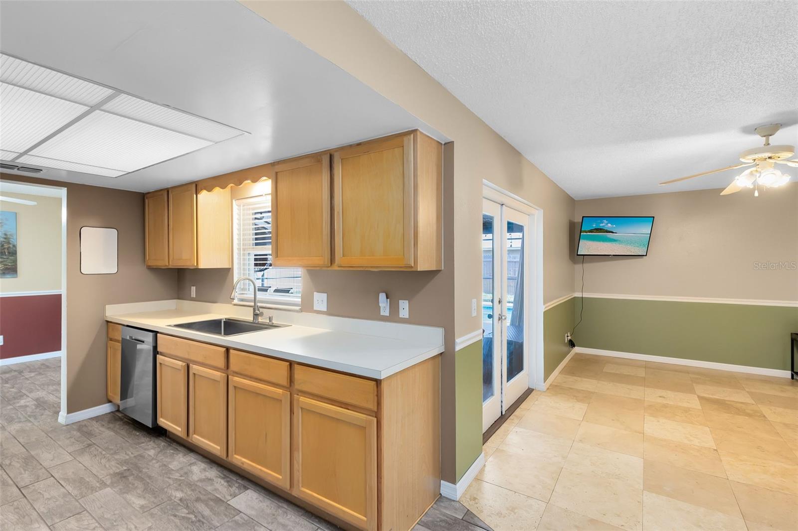Image 11 of 31 For 4412 Mesa Verde Drive