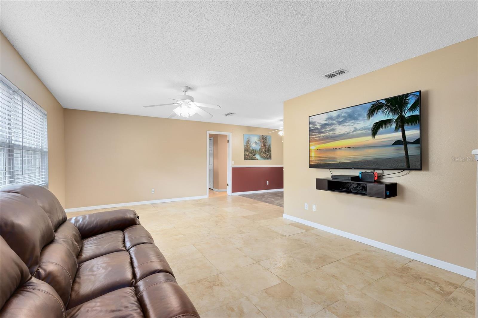 Image 4 of 31 For 4412 Mesa Verde Drive
