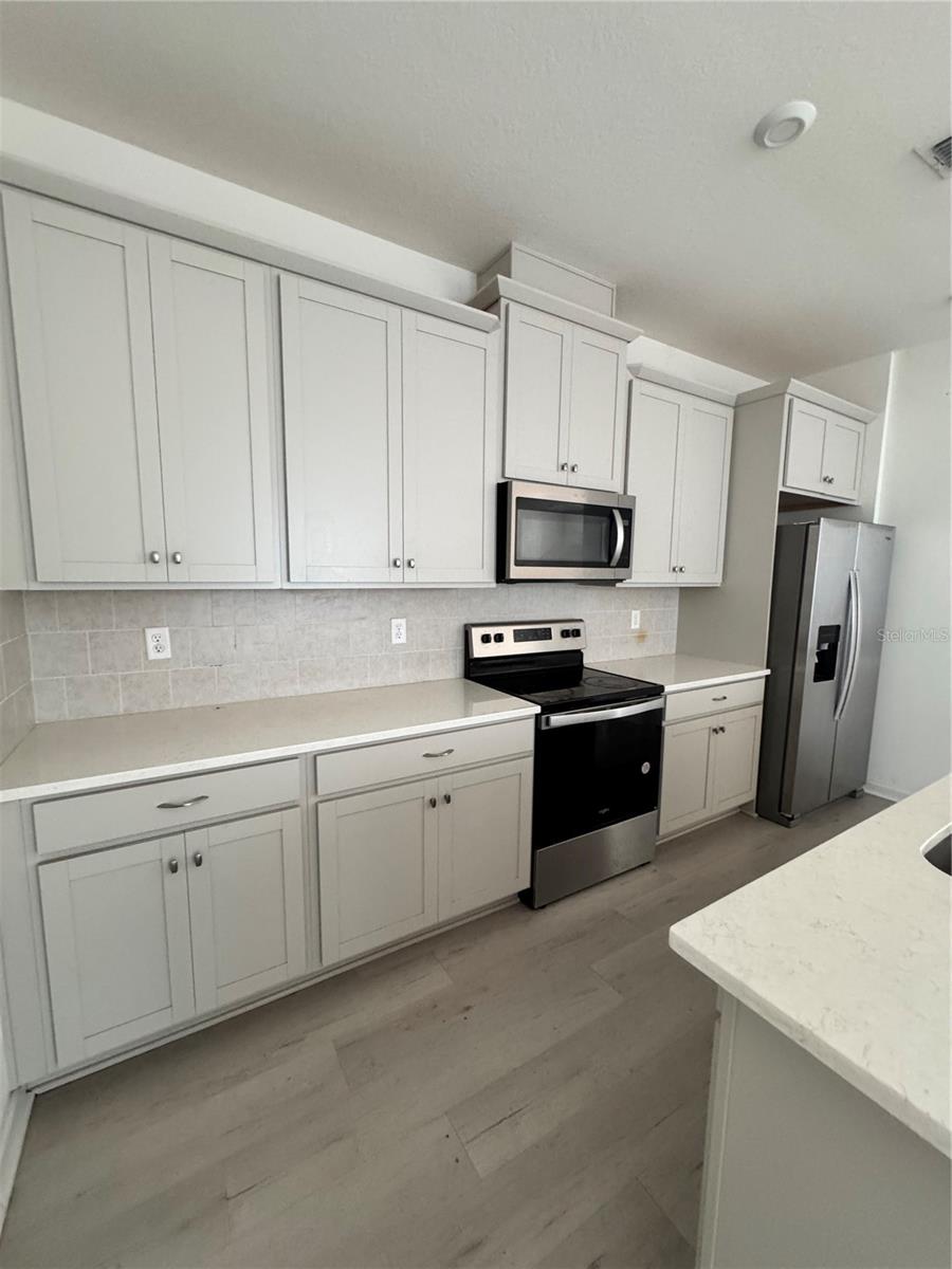 Image 11 of 30 For 11420 Sunsail Avenue