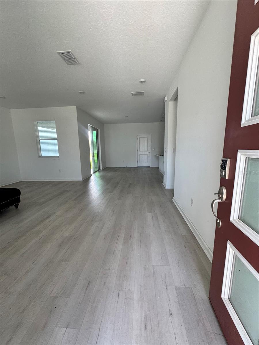 Image 6 of 30 For 11420 Sunsail Avenue