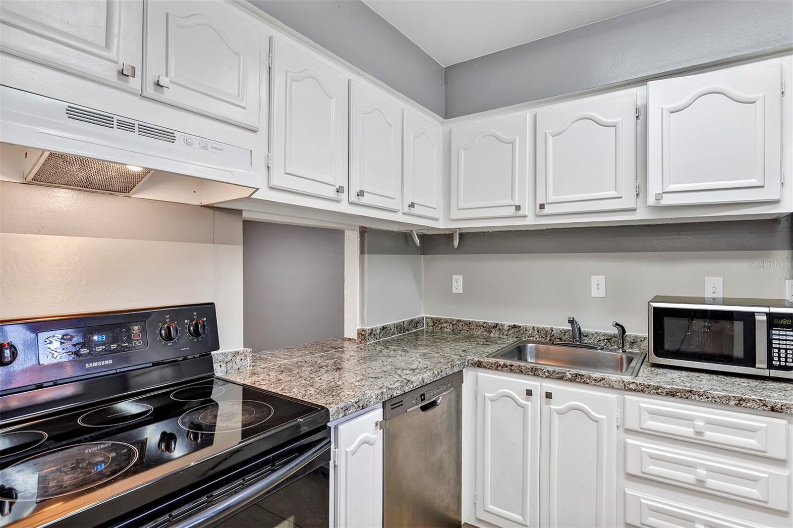 Image 10 of 54 For 2864 Powers Drive 150