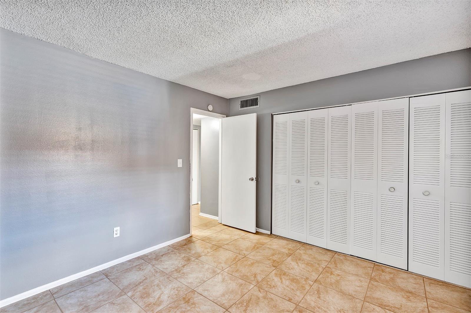 Image 37 of 54 For 2864 Powers Drive 150