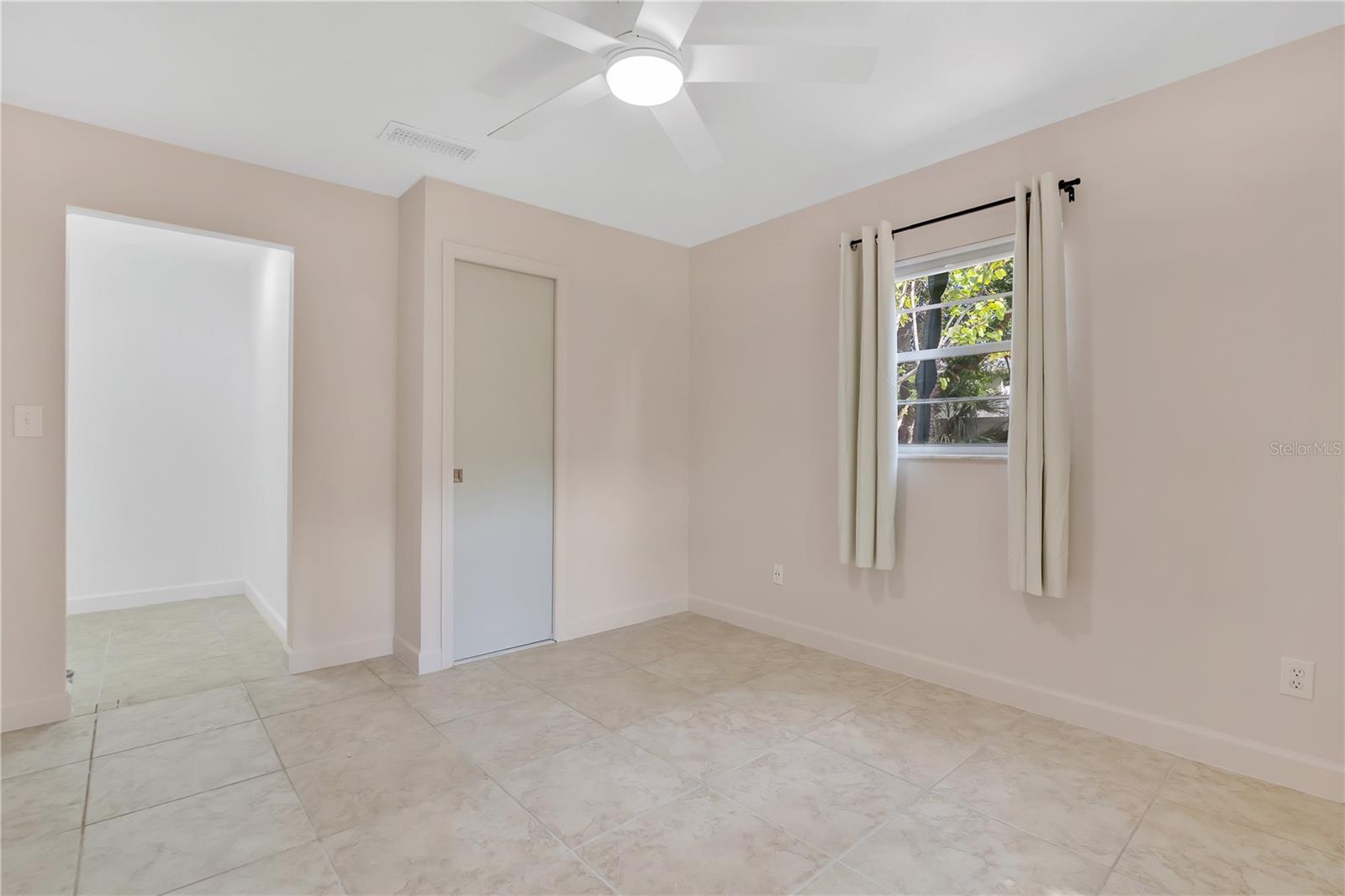 Image 10 of 28 For 5234 Ohio Street