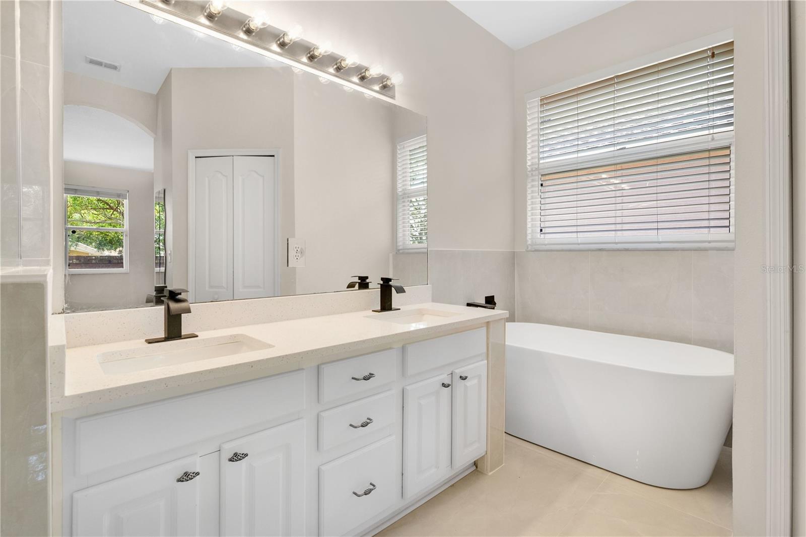 Image 8 of 24 For 5114 Olde Kerry Drive