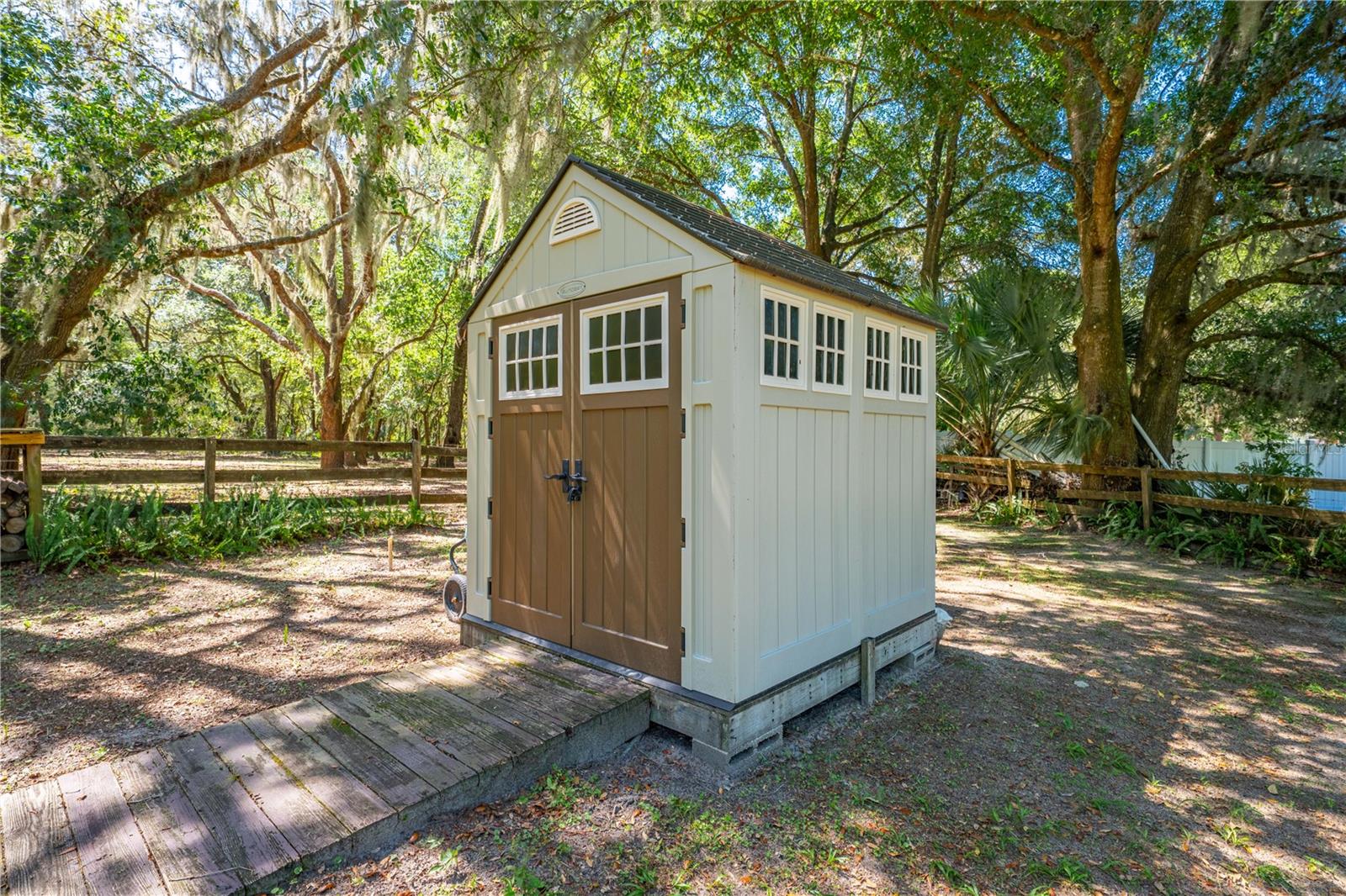 Image 49 of 72 For 6464 Timberwind Place
