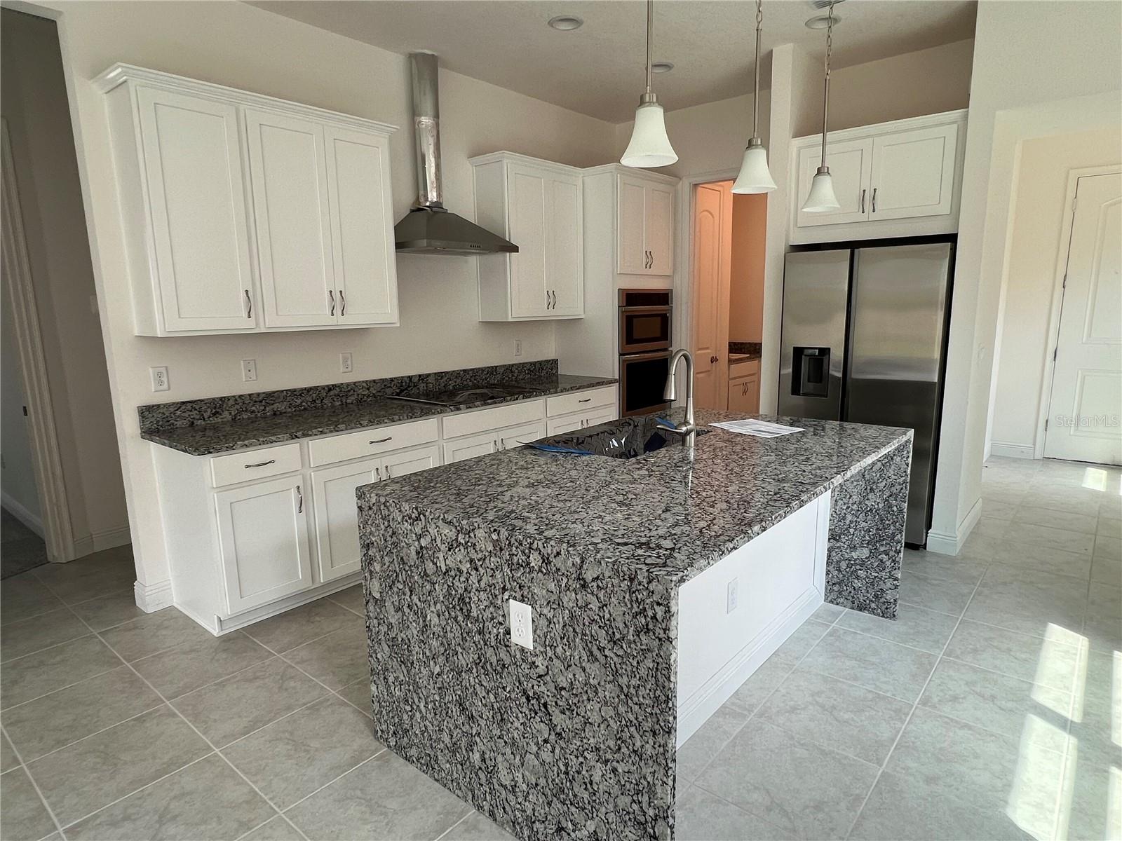 Image 4 of 12 For 9684 Bucklow Hill Drive