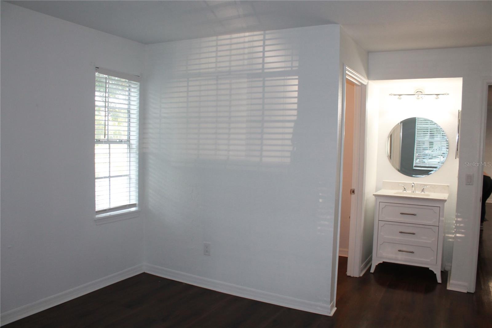 Image 10 of 21 For 7200 Westpointe Boulevard 1521