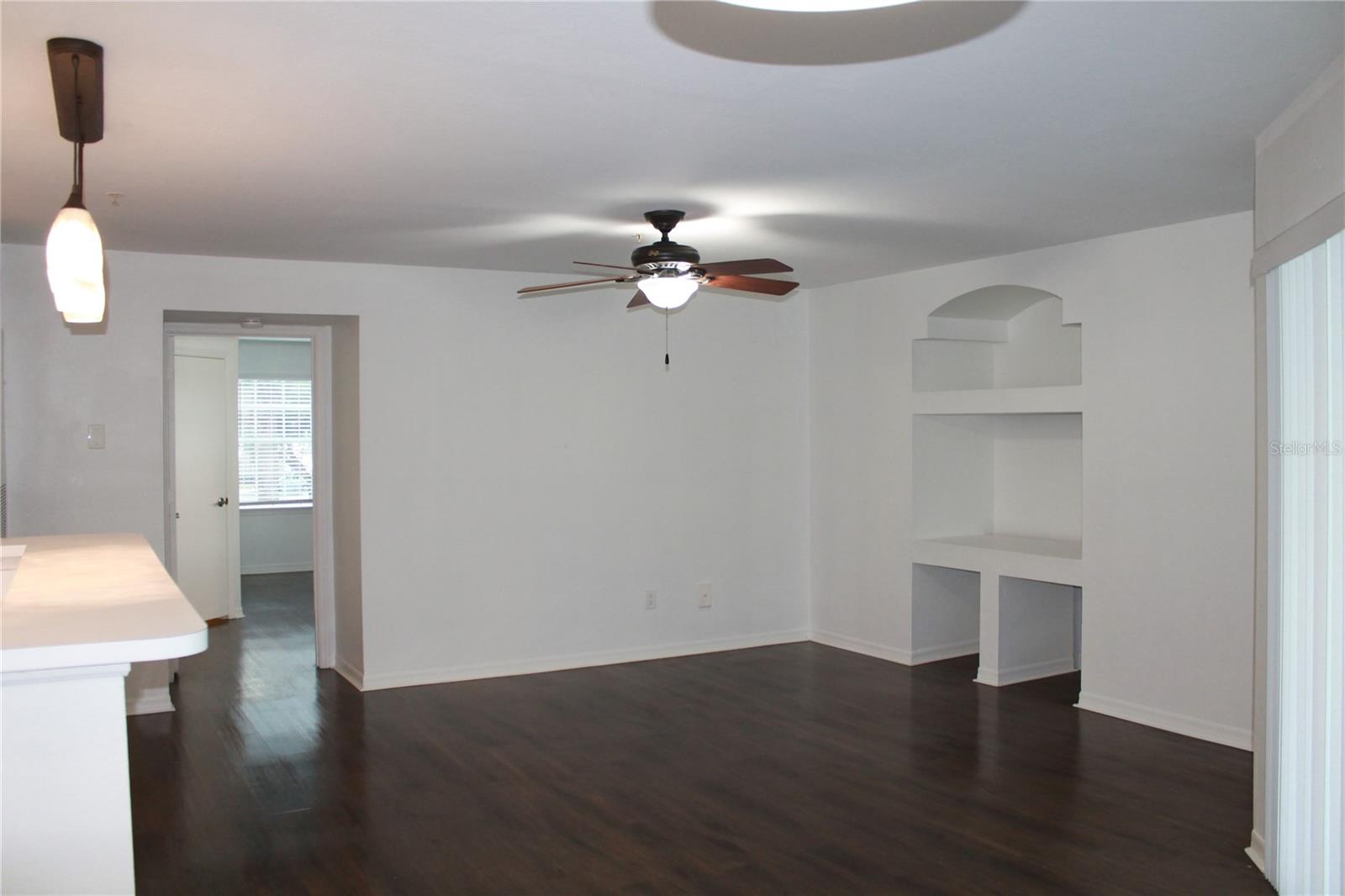 Image 4 of 21 For 7200 Westpointe Boulevard 1521