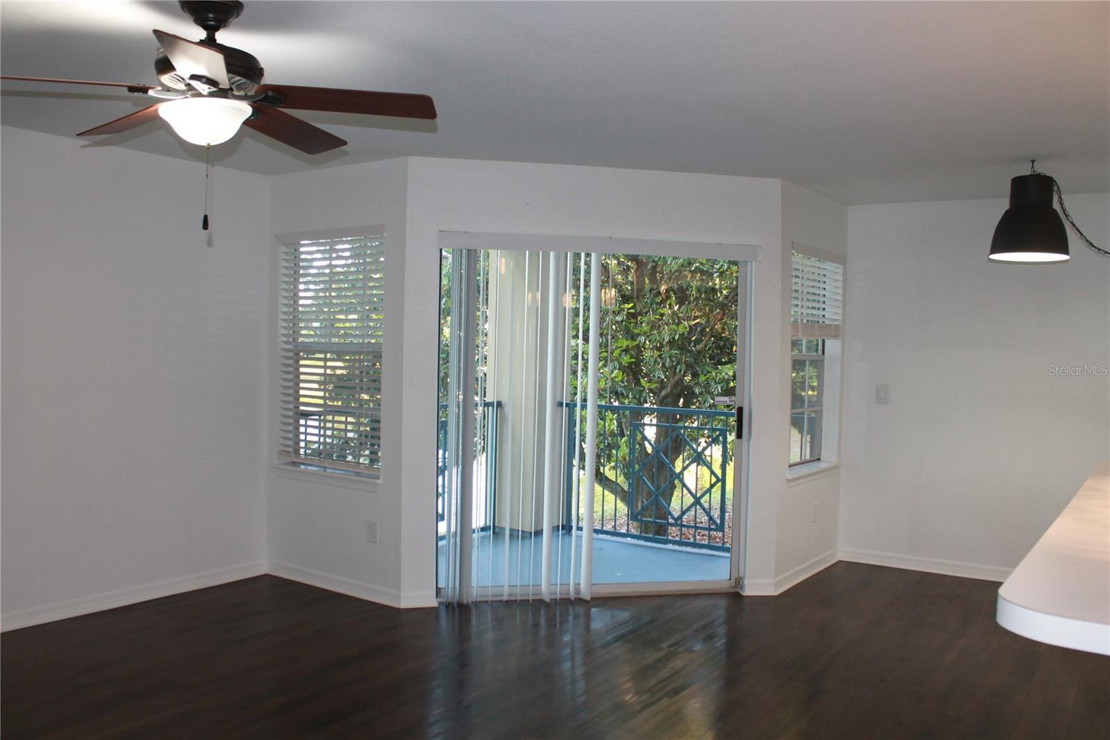 Image 7 of 21 For 7200 Westpointe Boulevard 1521