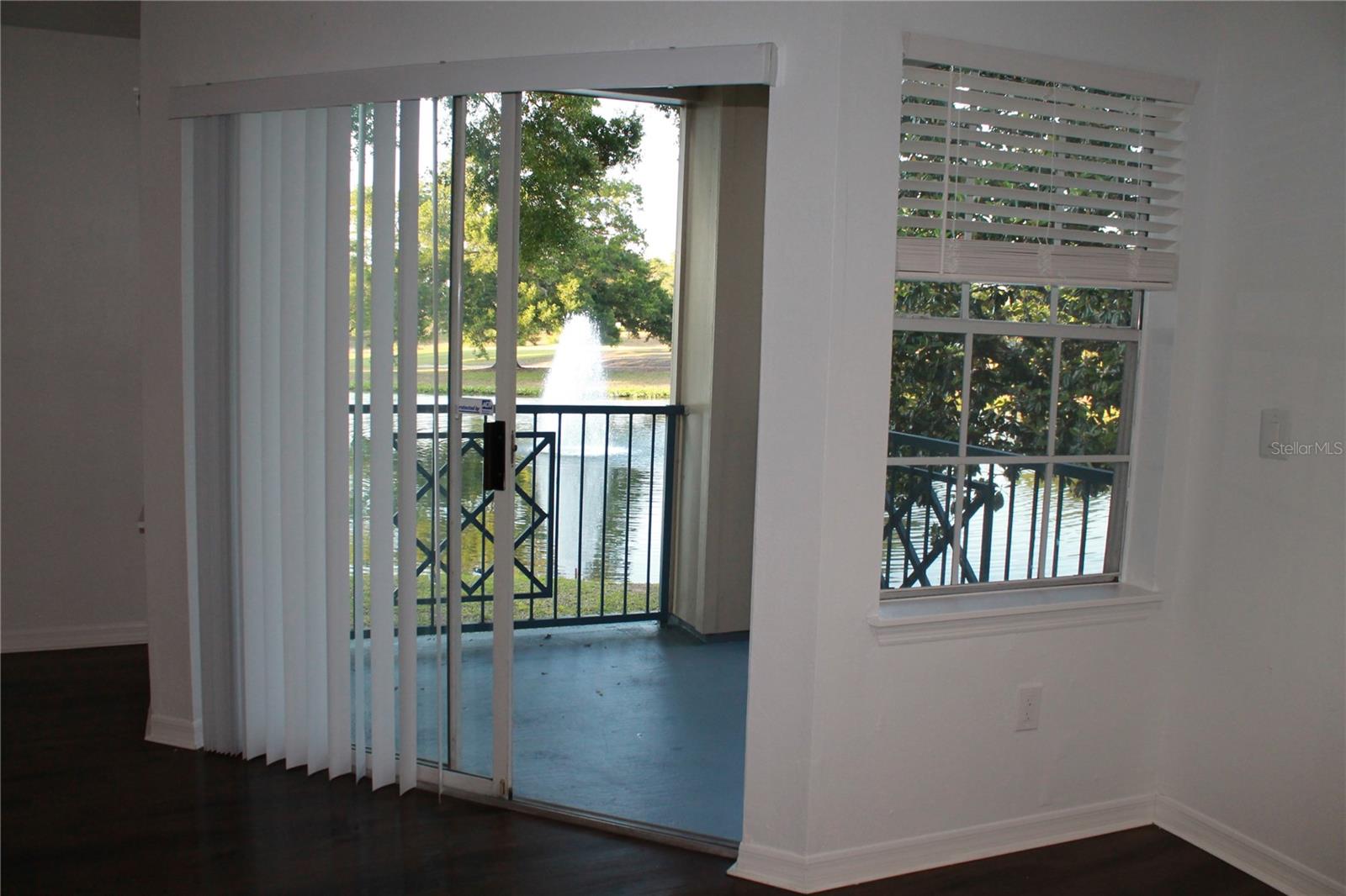 Image 8 of 21 For 7200 Westpointe Boulevard 1521