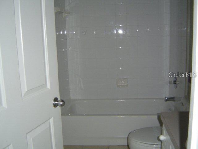 Image 12 of 15 For 235 Goldenrain Drive 303