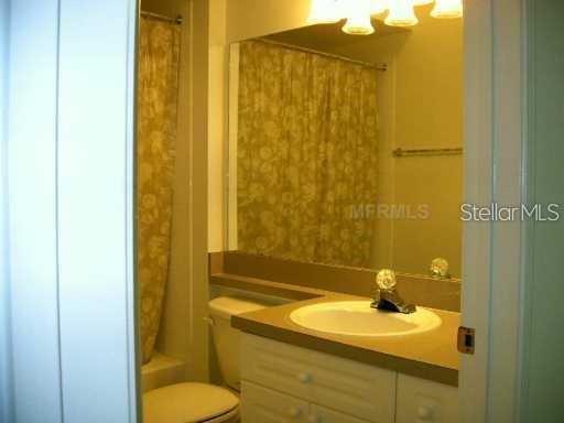 Image 4 of 15 For 235 Goldenrain Drive 303