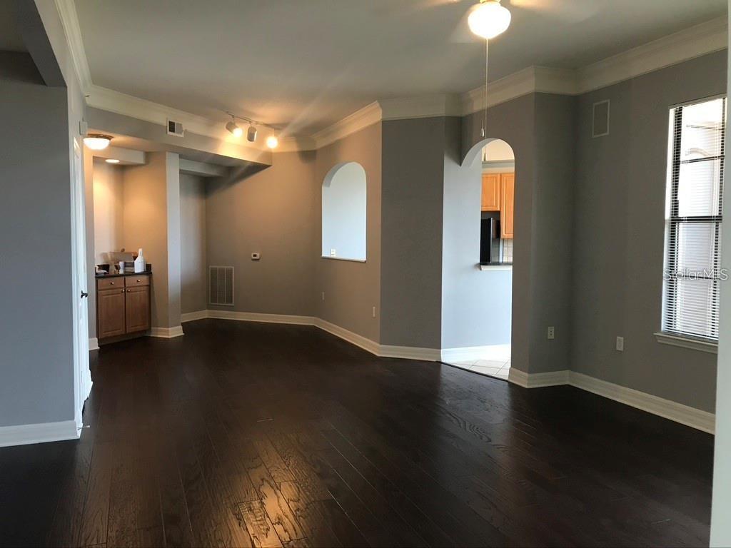 Image 16 of 23 For 501 Mirasol Circle 515