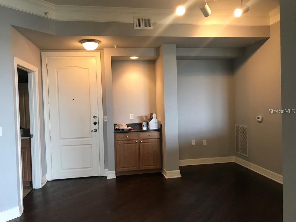 Image 19 of 23 For 501 Mirasol Circle 515