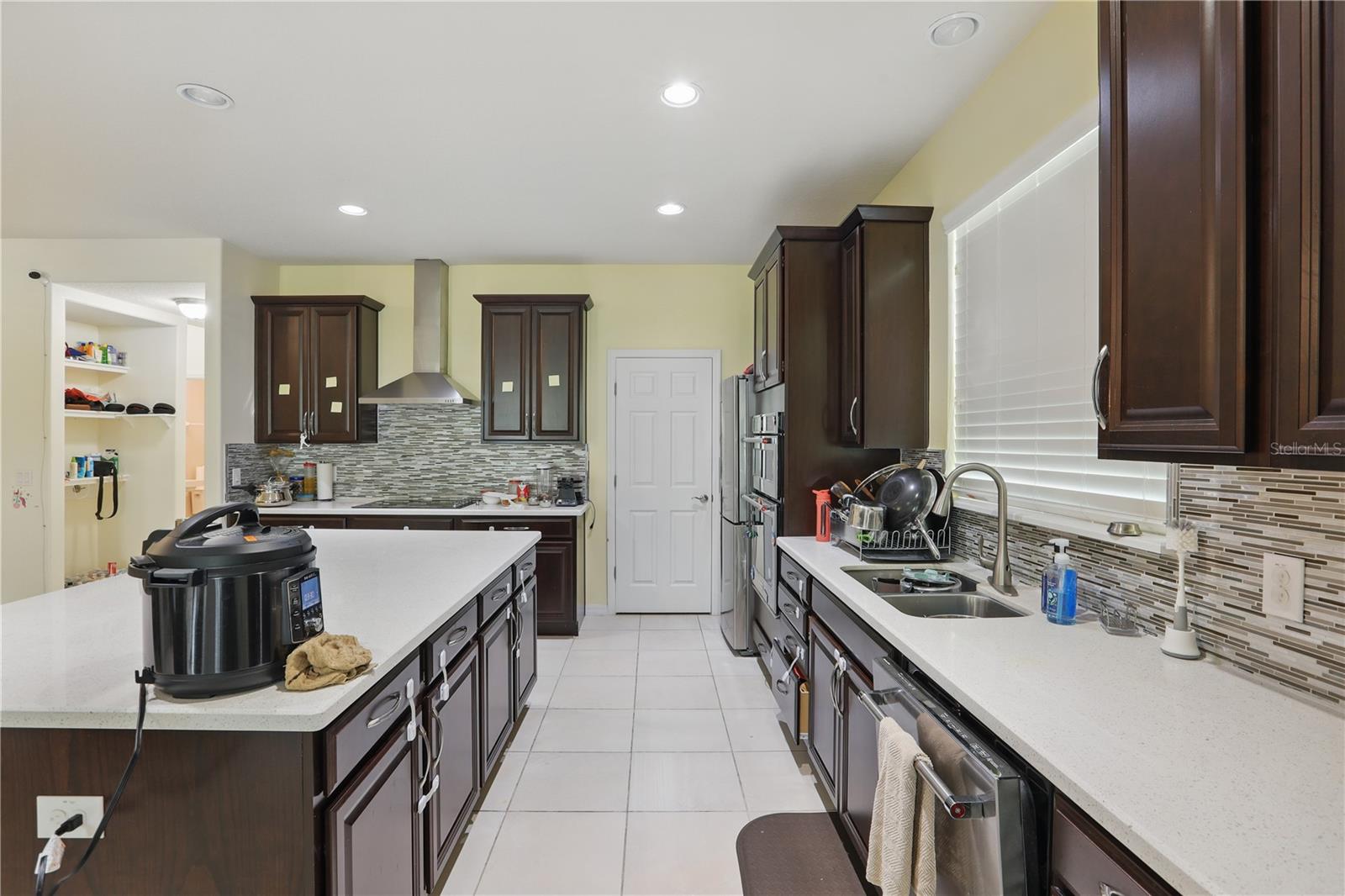 Image 17 of 70 For 8378 Randal Park Boulevard