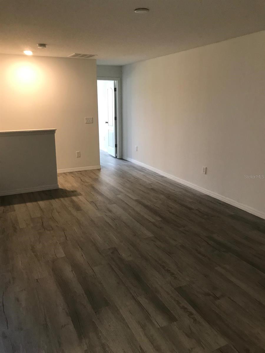 Image 8 of 15 For 3319 Rodrick Circle 3319