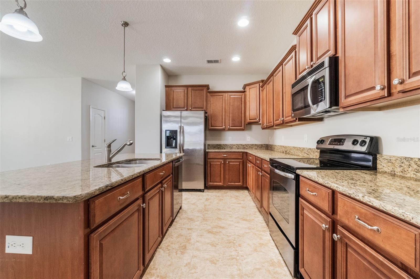 Image 4 of 21 For 3589 Cortland Drive