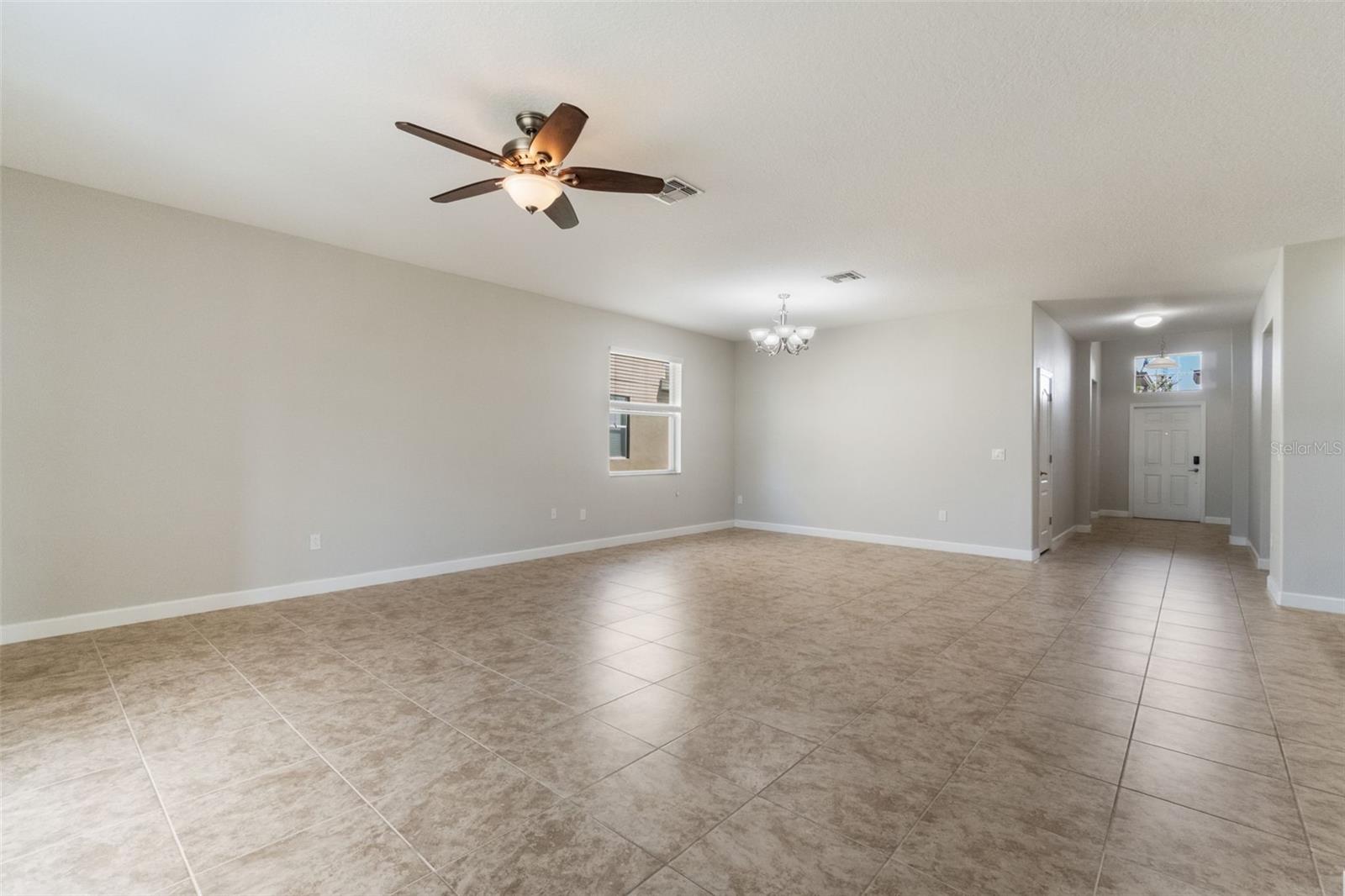 Image 5 of 21 For 3589 Cortland Drive