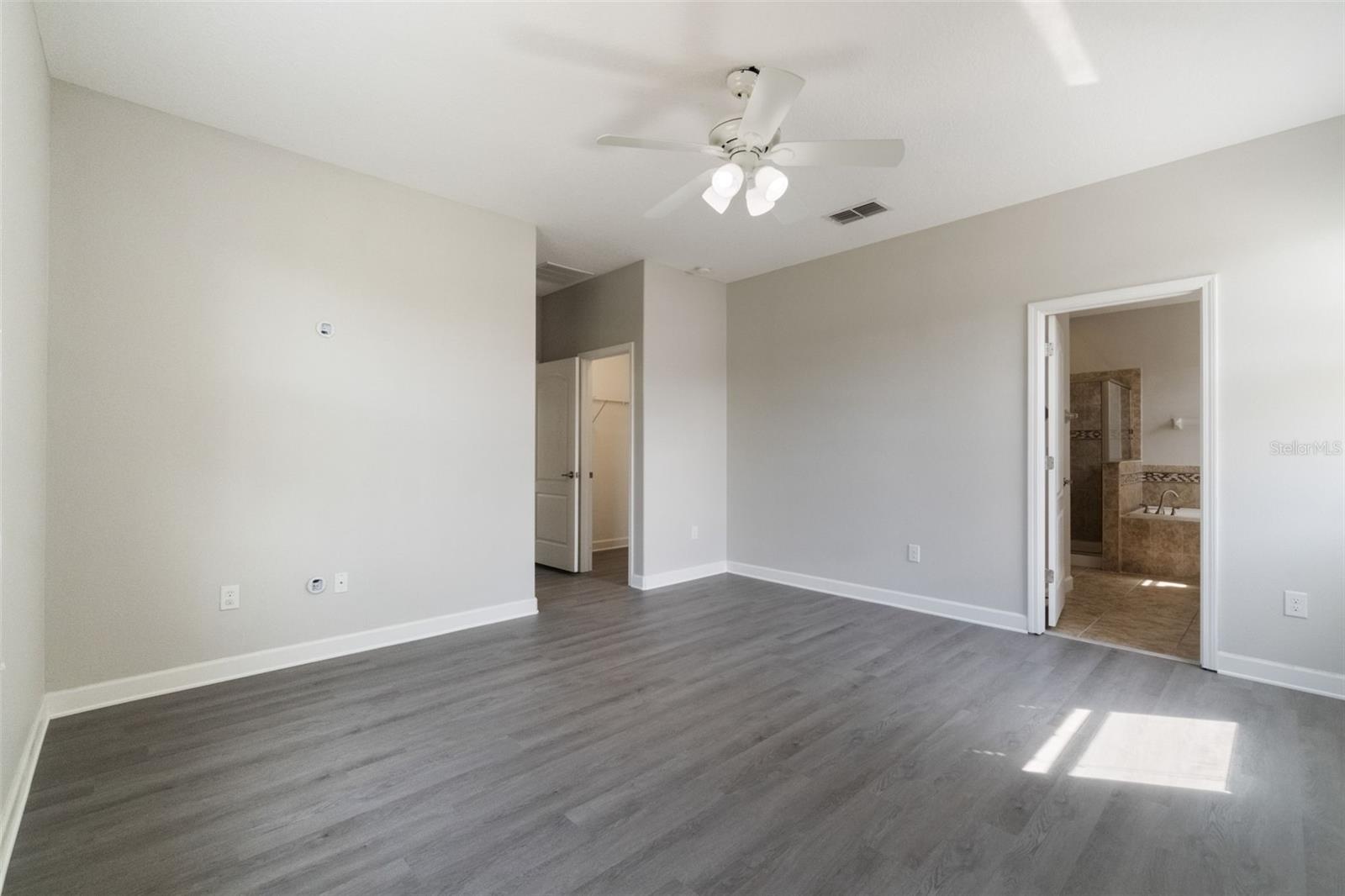Image 7 of 21 For 3589 Cortland Drive