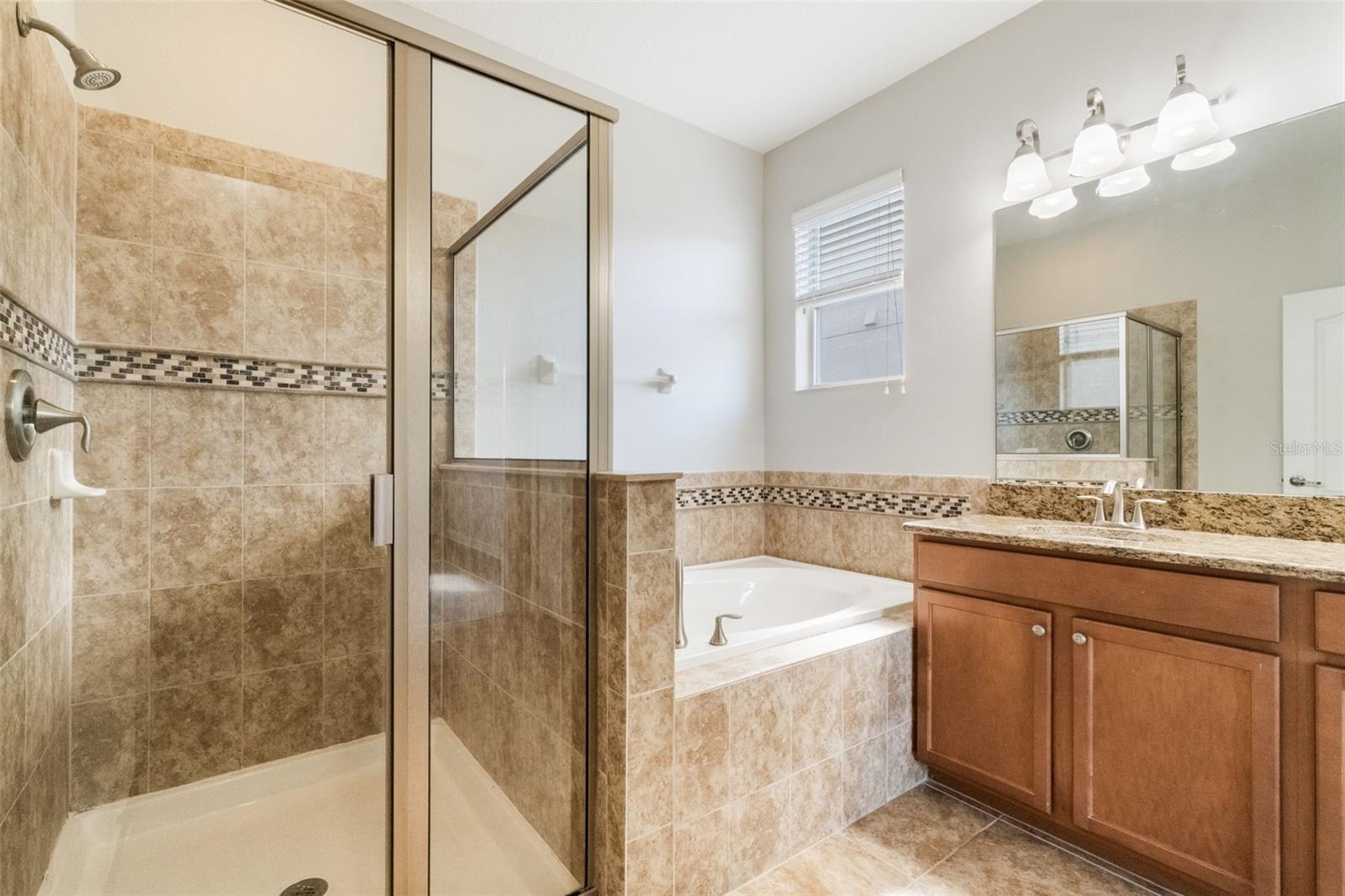 Image 9 of 21 For 3589 Cortland Drive