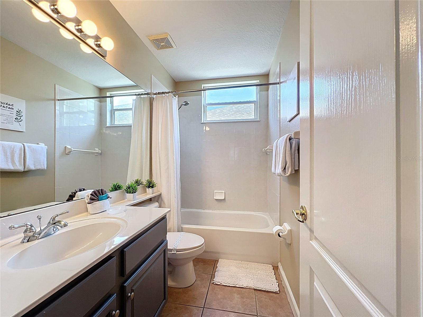 Image 13 of 22 For 518 Brighton Drive