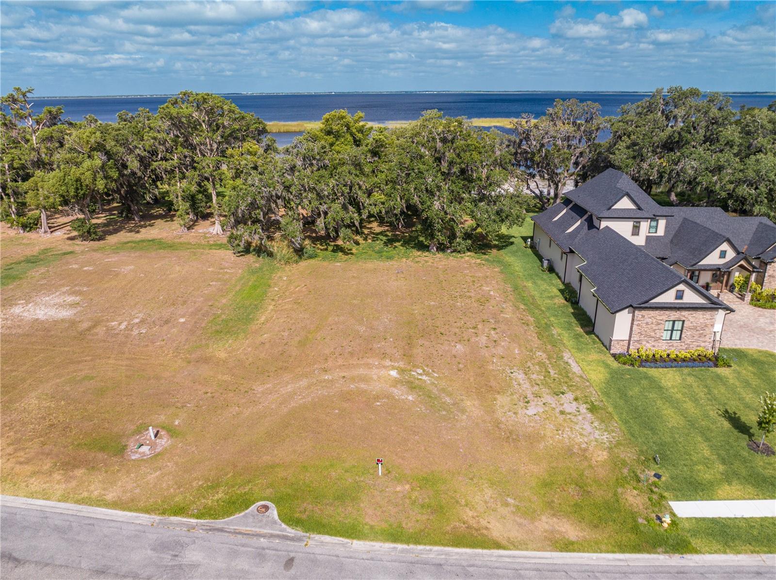 Image 14 of 31 For 4818 Calasans Avenue