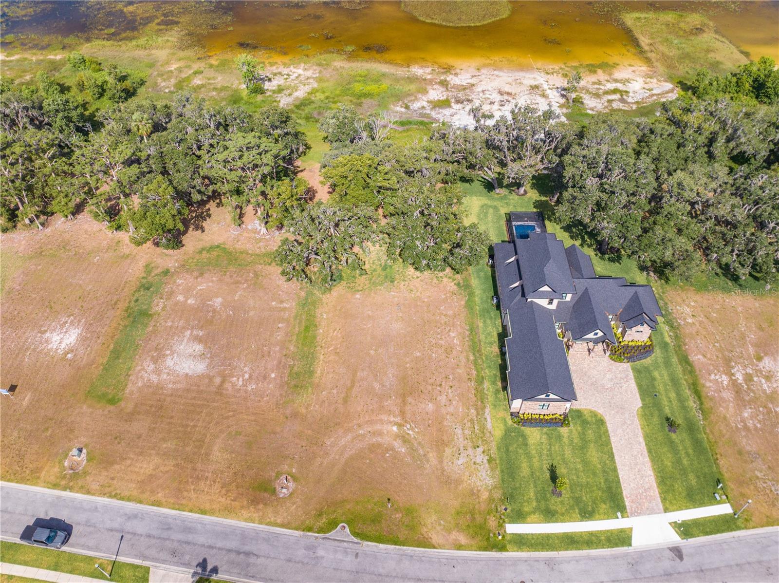 Image 9 of 31 For 4818 Calasans Avenue