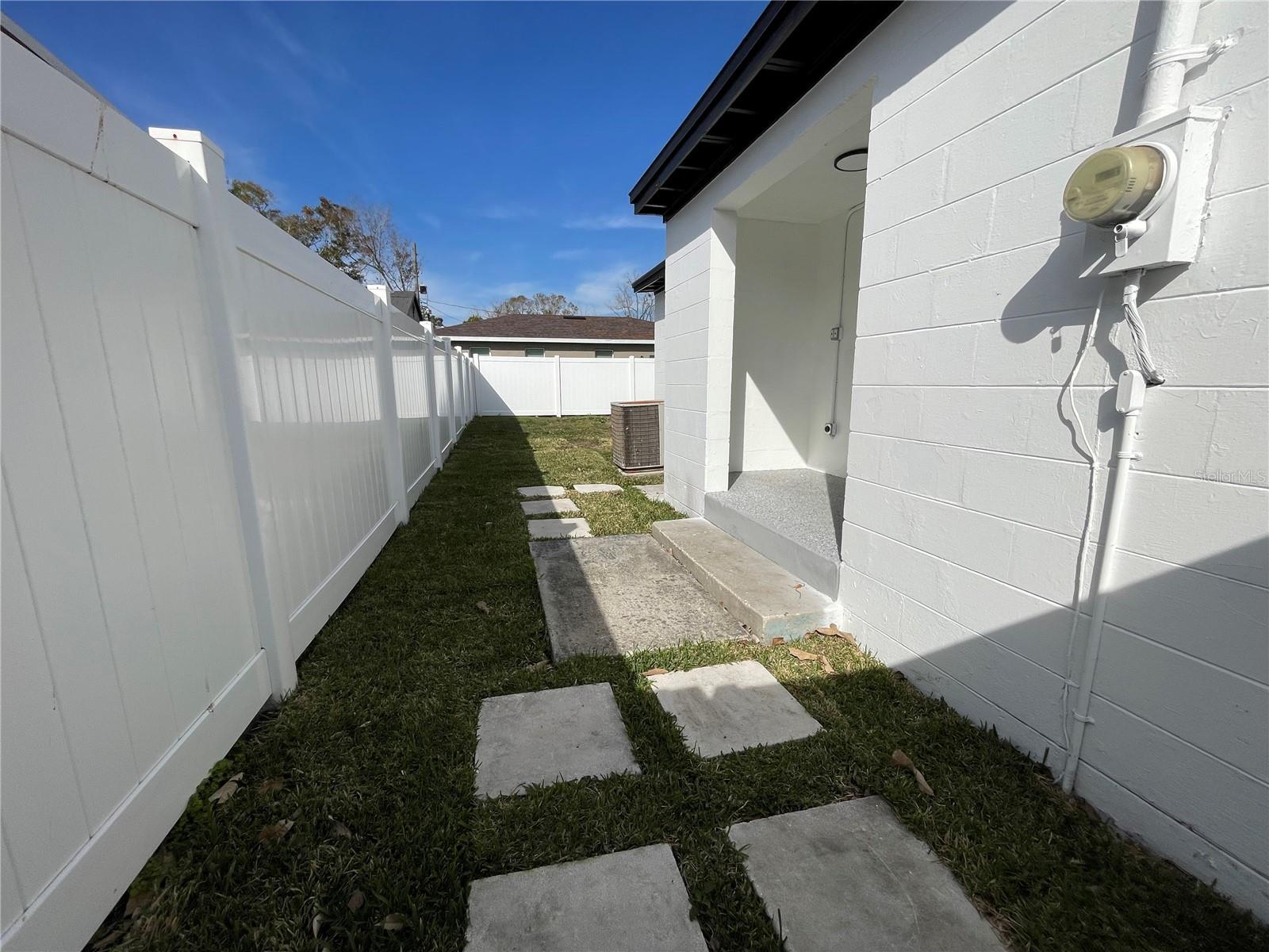 Image 12 of 13 For 4045 Shellman Street