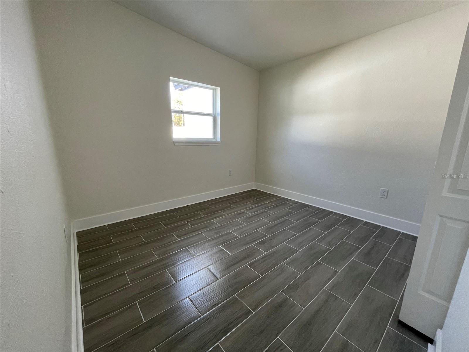 Image 6 of 13 For 4045 Shellman Street