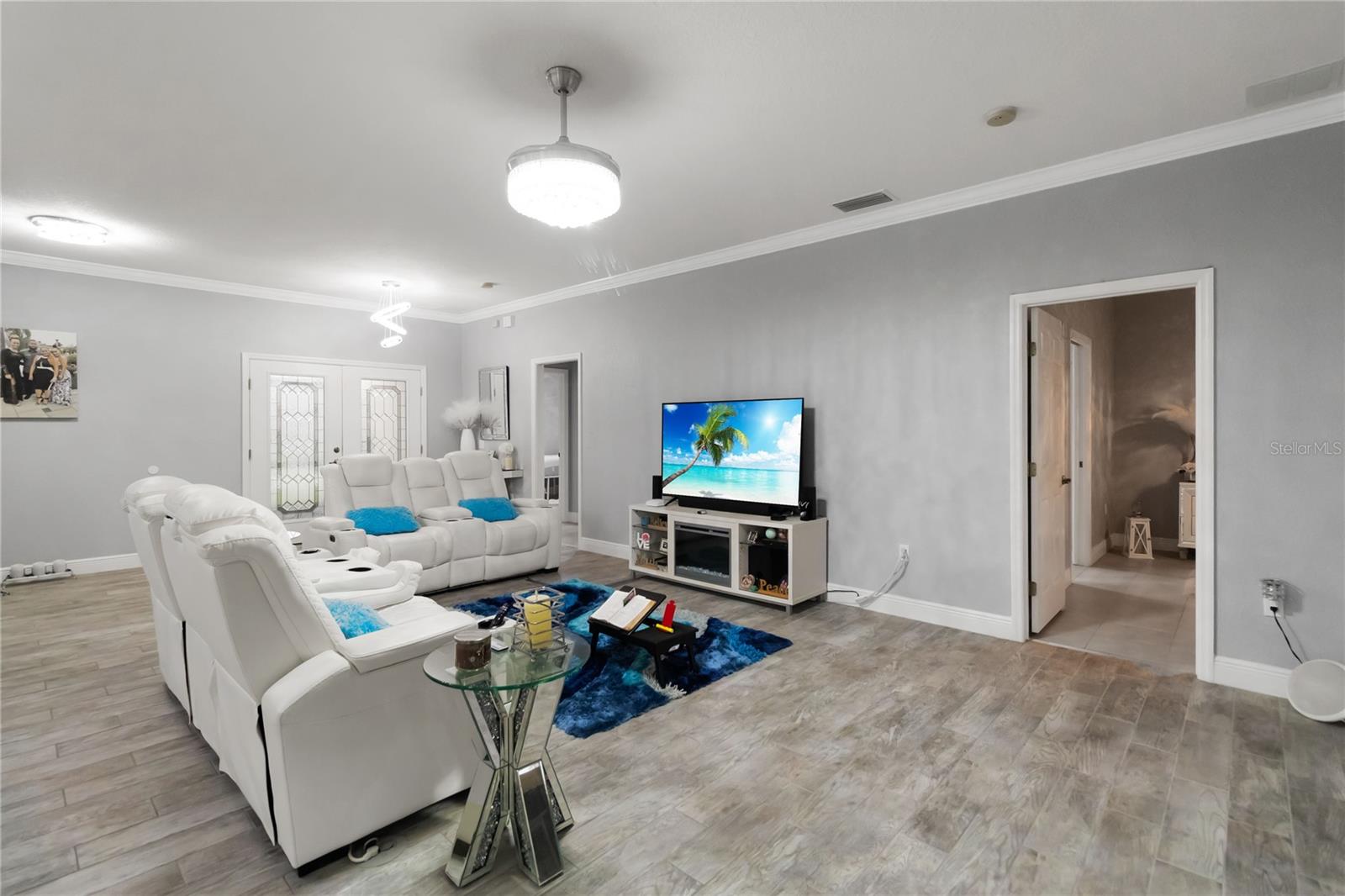 Image 13 of 66 For 5253 Pebble Beach Boulevard