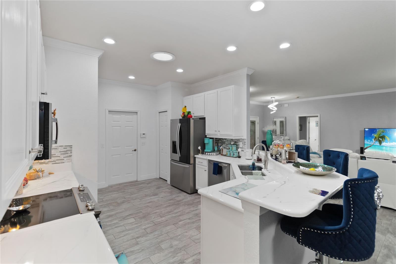 Image 14 of 66 For 5253 Pebble Beach Boulevard