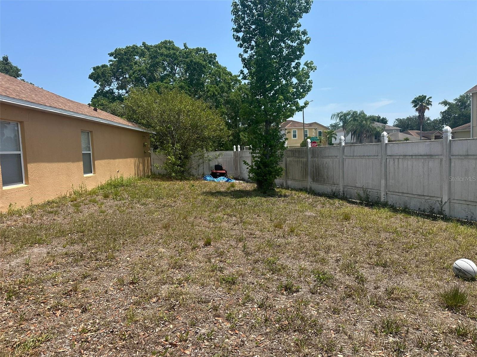 Image 17 of 25 For 5030 Silver Thistle Lane