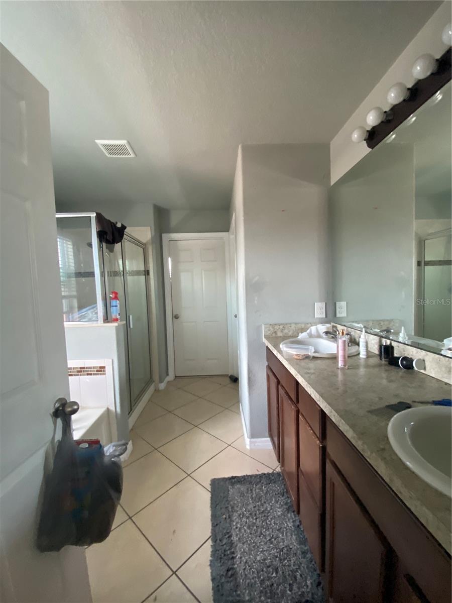 Image 8 of 11 For 4714 Greycliff Prairie Drive