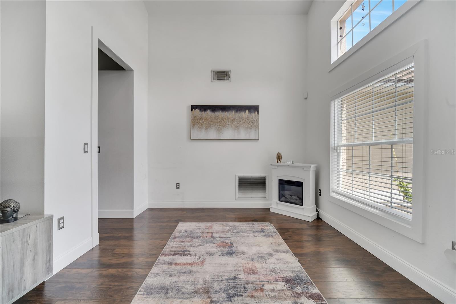 Image 11 of 55 For 149 Imperial Oak Court