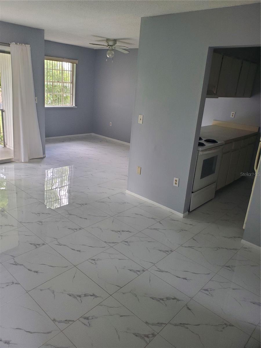 Image 3 of 15 For 5317 Curry Ford Road 202