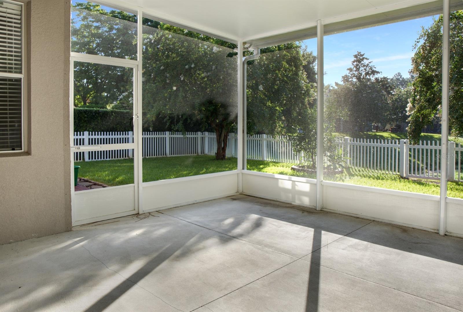 Image 22 of 28 For 126 Spring Glen Drive